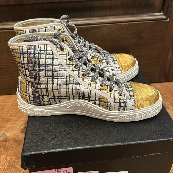 Chanel tweed and fabric high top sneakers - Picture 10 of 13
